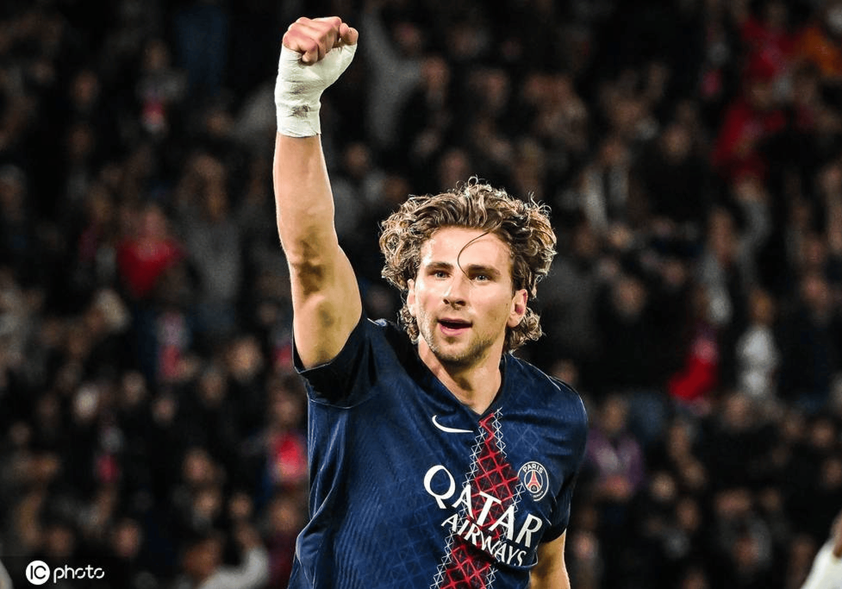 ayx sport-关于里程碑夜！巴黎圣日耳曼单刀错失，中超国际比赛日刷纪录，更衣室稳定，年轻球员得到机会的信息