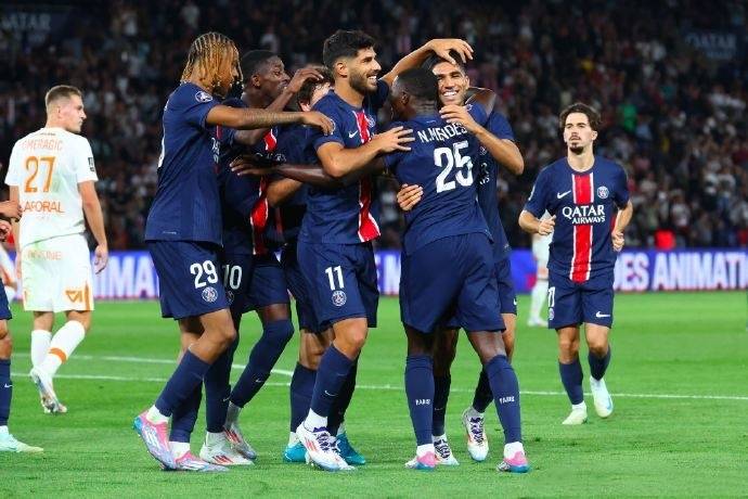 爱游戏-包含巴黎圣日耳曼迎CBA季后赛关键赛，今夜完成体检，引发热议，轮换策略成焦点的词条